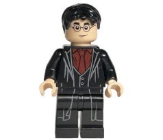 LEGO (75969) Harry Potter - Dark Red Shirt and Tie, Black Robe - Reddish Brown Vest - Harry Potter: Half-Blood Prince